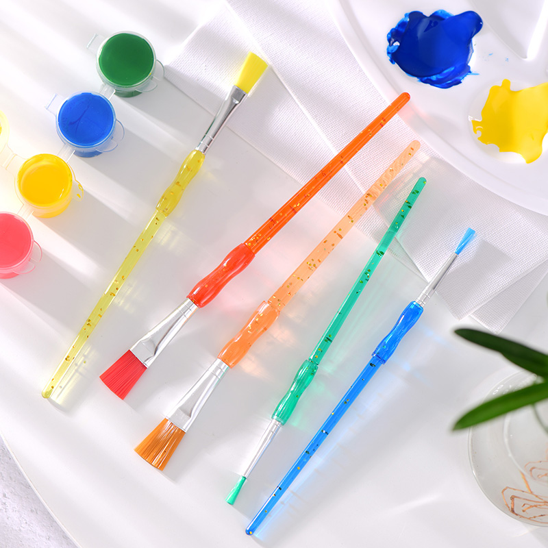 Детская блестящая кисть с мягкой рукой